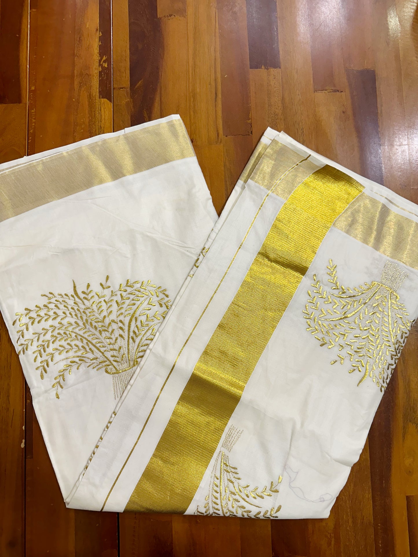 Southloom Nell Kathir Embroidery Golden Kasavu Kerala Saree