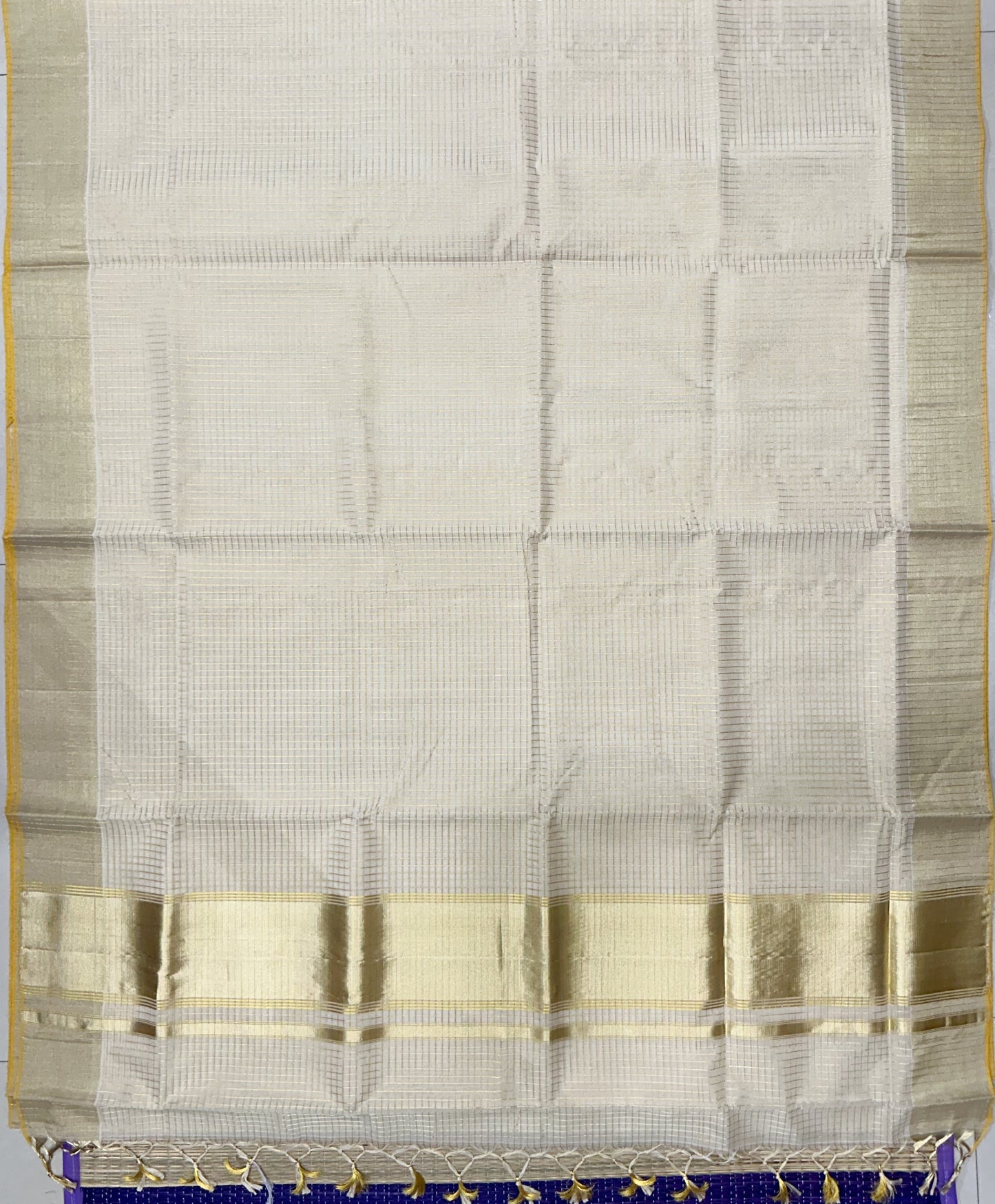 Southloom Balaramapuram Unakkupaavu Handloom Kasavu Saree with Checks Across the Body In Silver and Gold Mixed Kasavu Shade