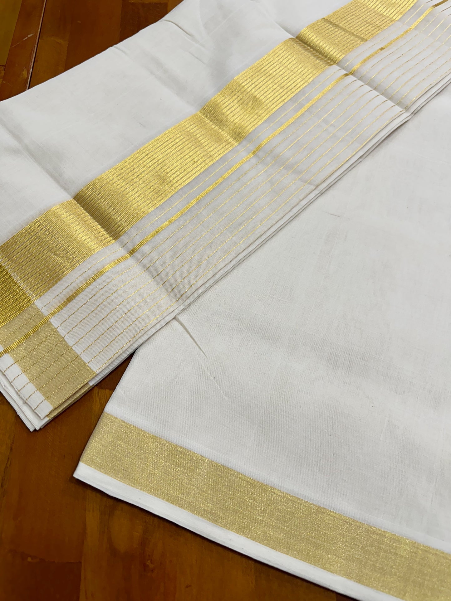 Southloom Balaramapuram Unakkupaavu Handloom Kasavu Mundu with Lines Along The Kara