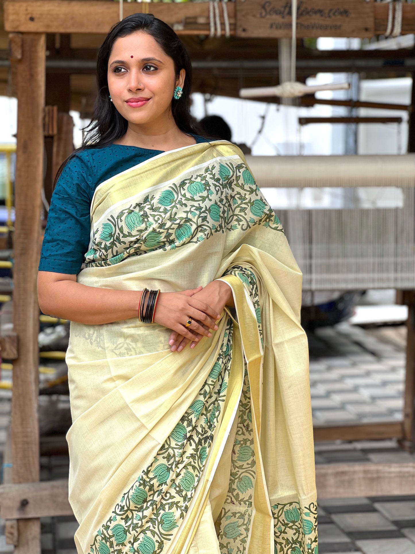 Southloom Jaipur Artisans & Kerala Weavers Collab Turquoise Floral Printed Tissue Kasavu Saree (2023 Onam Exclusive Kerala Saree)