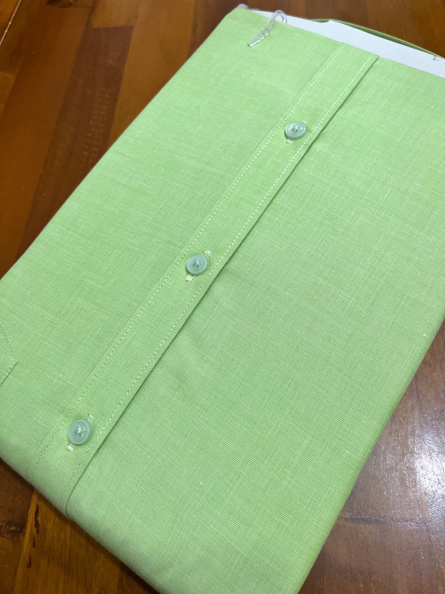 Pure Cotton Light Green Solid Shirt (42 FS)