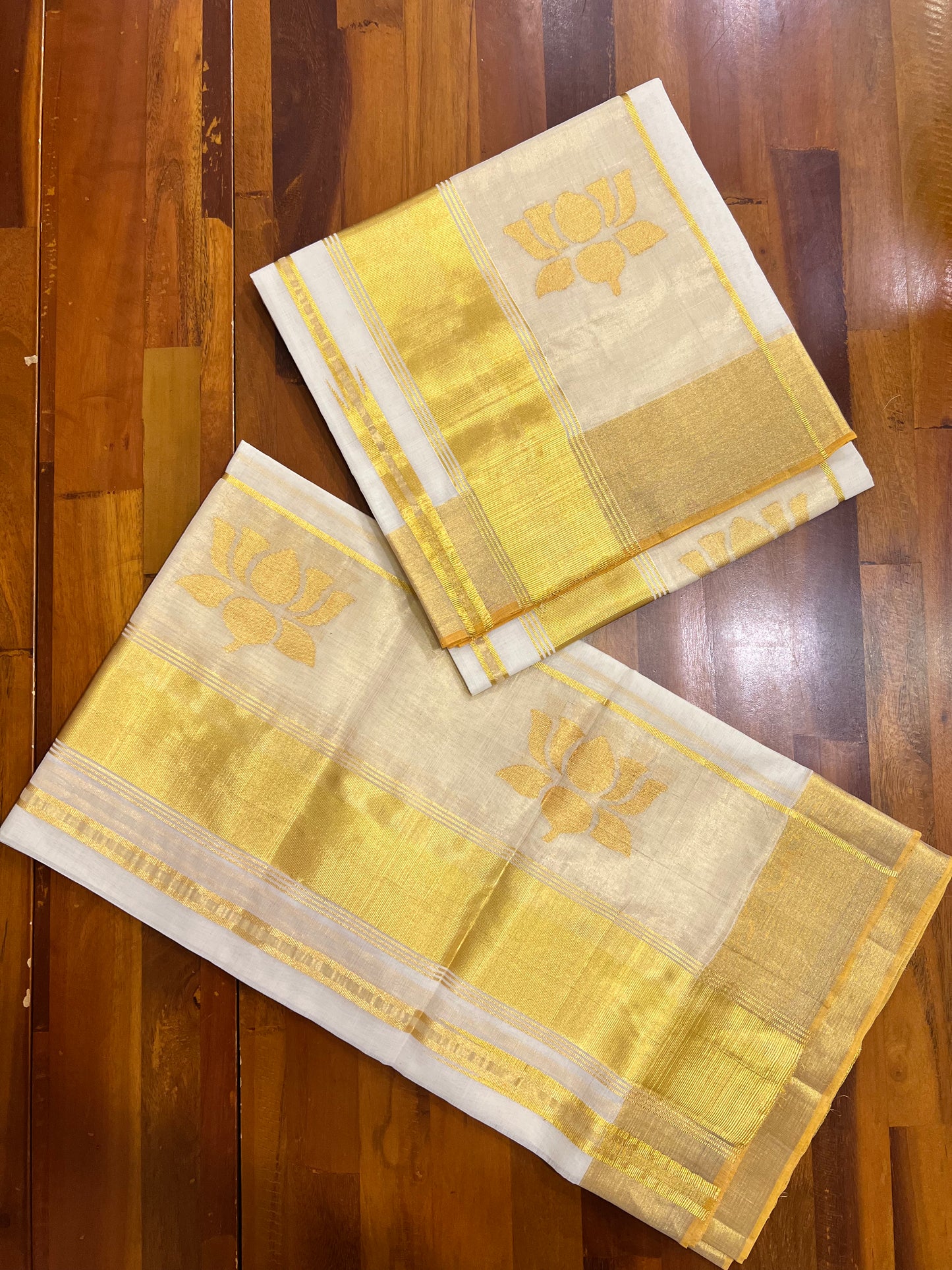 Southloom Super Premium Balaramapuram Unakkupaavu Pudava Set Mundu with Handwoven Lotus Motifs (PRE - ORDER ONLY)