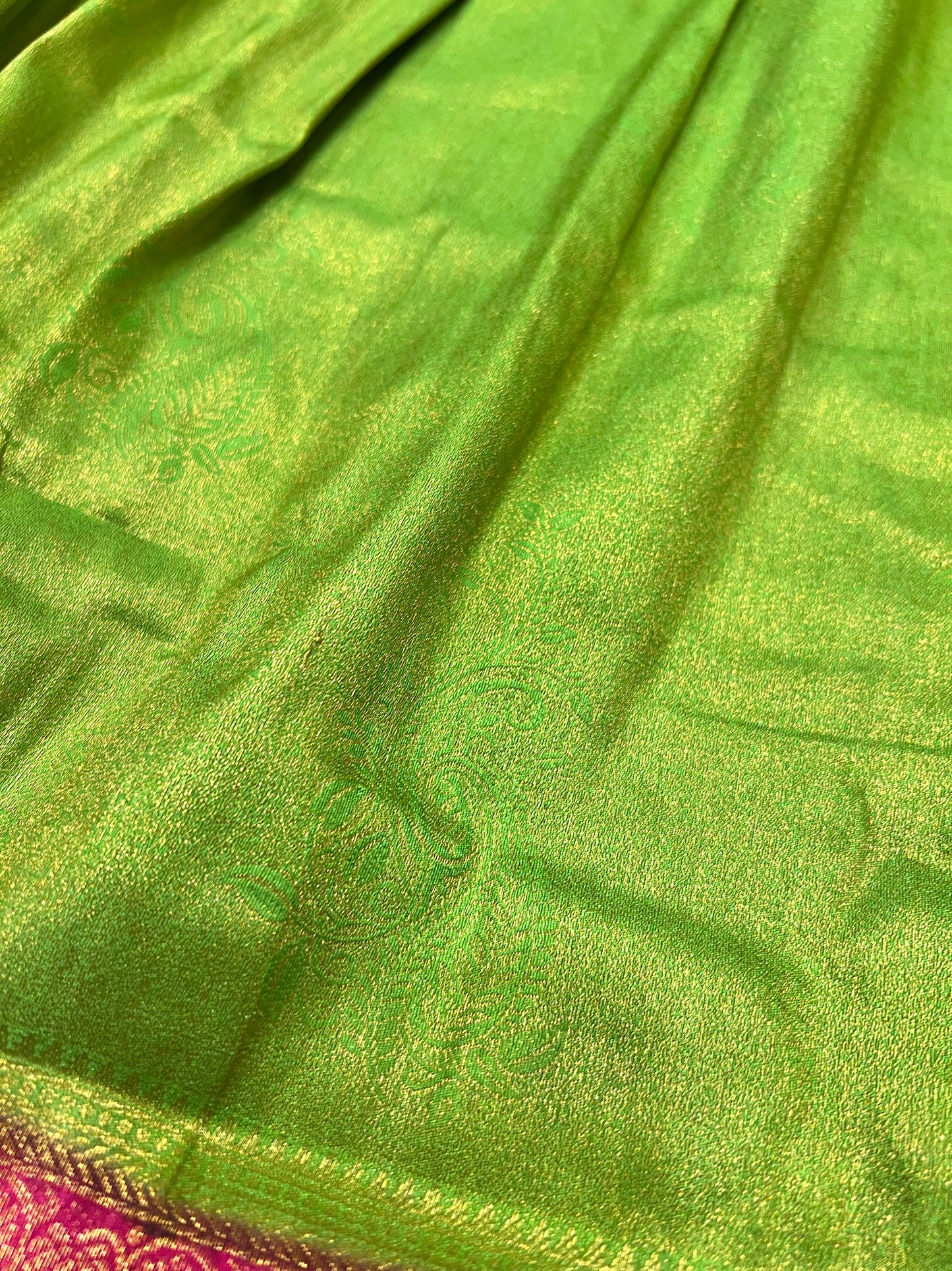 Semi Stitched Premium Semi Silk Light Green Dhavani Set with Red Designer Neriyathu and Blouse Piece