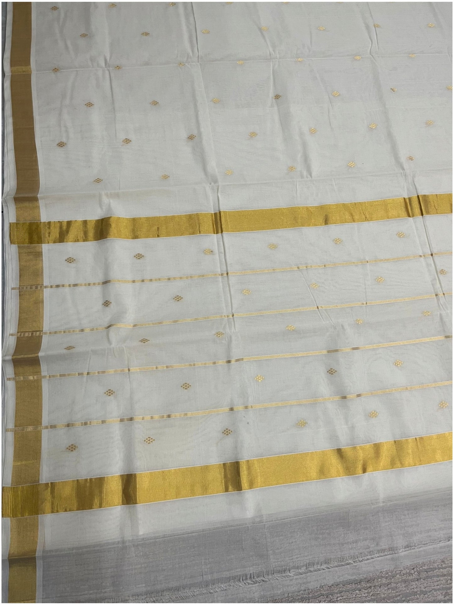 Southloom Super Premium Balaramapuram Handloom Cotton Saree with Gold Butta Design On Body  Gold Kasavu Border SL628