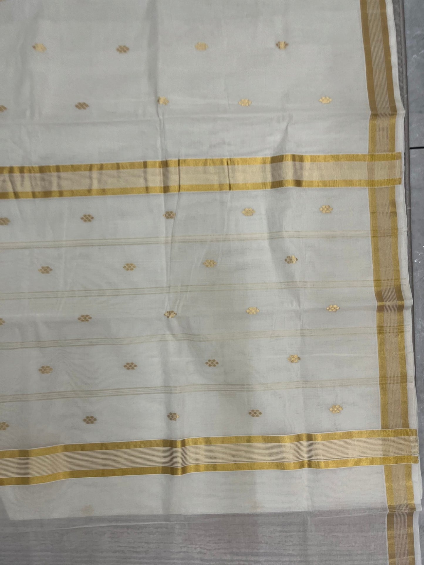 Southloom Super Premium Balaramapuram Handloom Cotton Saree with Gold Butta Design On Body  Gold Kasavu Border SL628