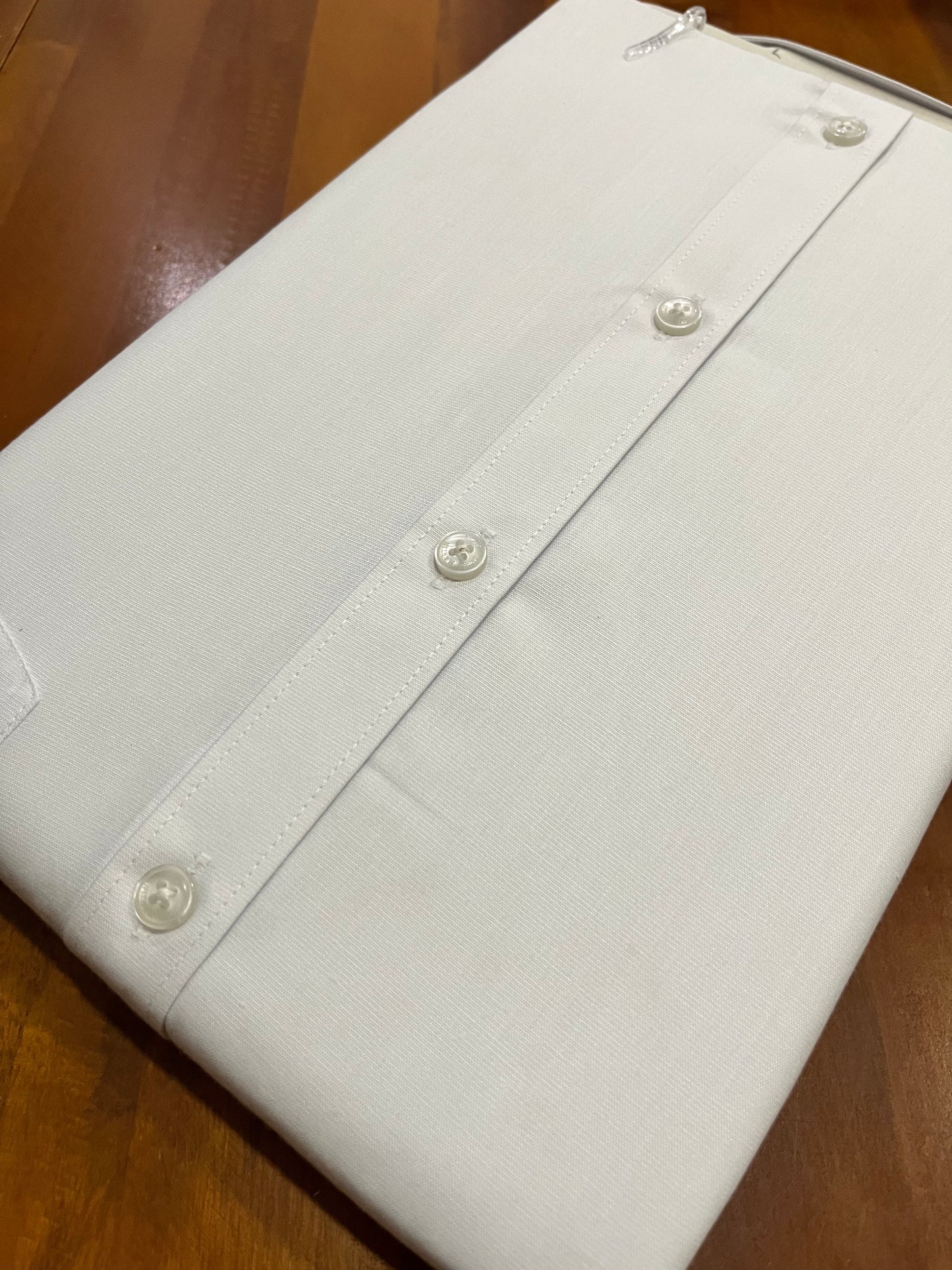 Pure Cotton Pure White Solid Shirt (40 HS)