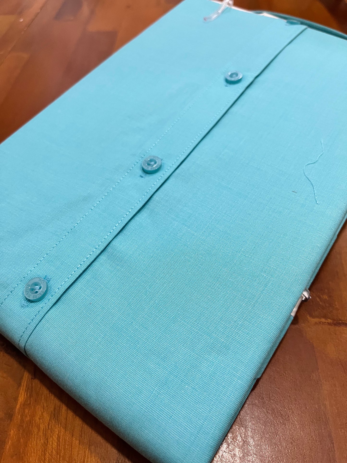 Pure Cotton Turquoise Solid Shirt (40 HS)