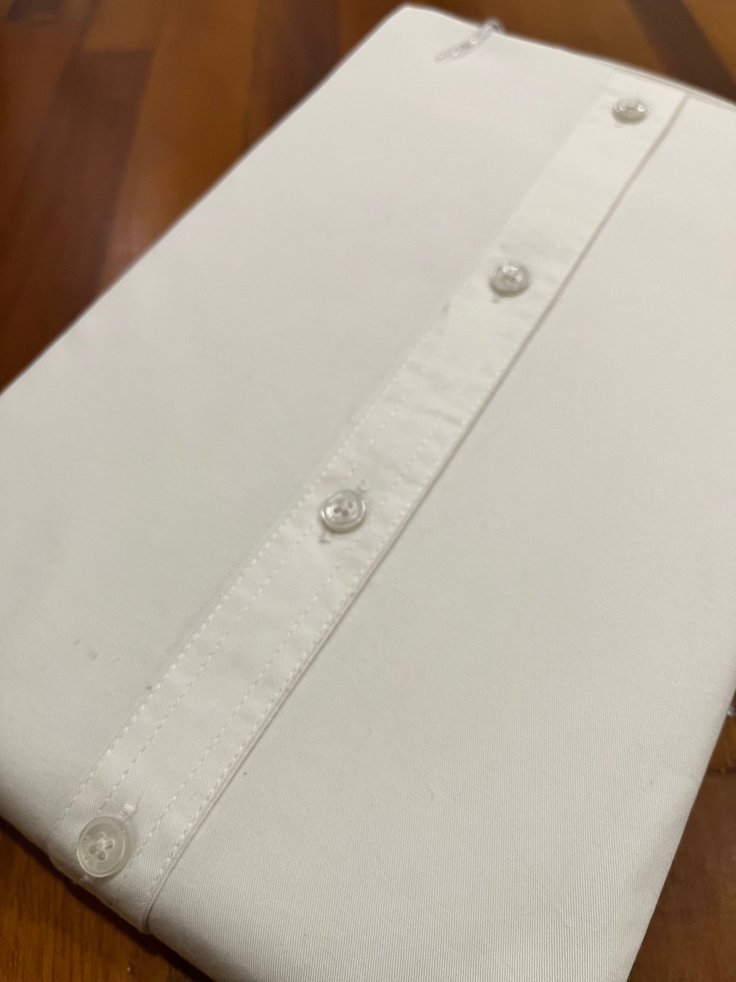 Pure Cotton Pure White Solid Shirt (40 HS)