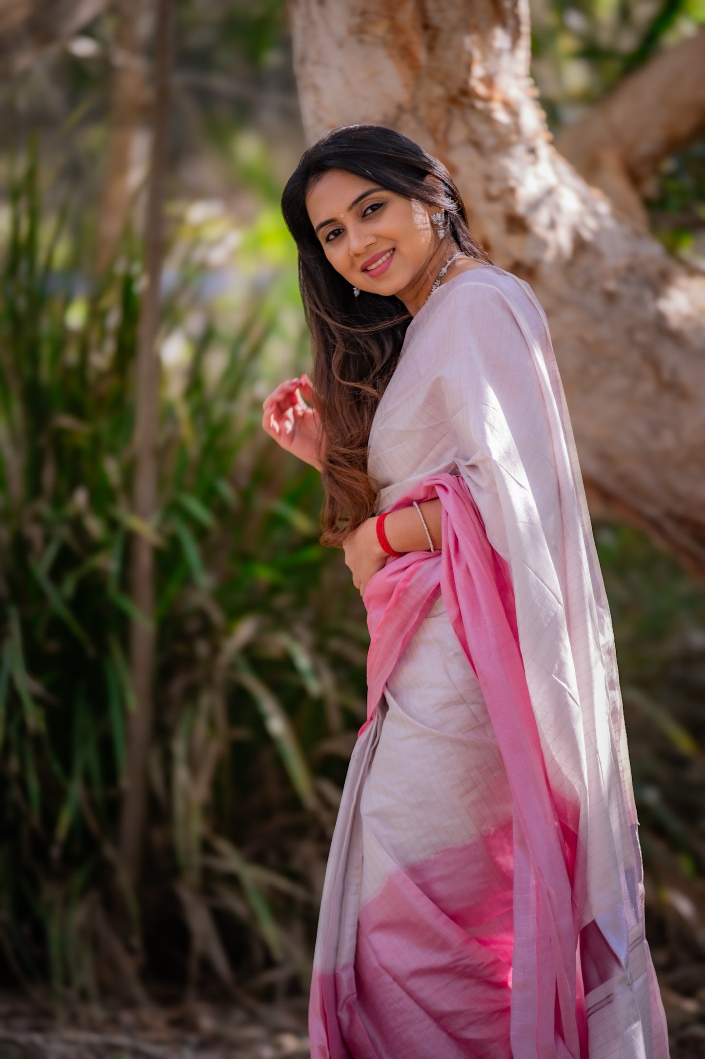 Southloom Tie and Dye Multi Colour Pink Colour Rose Tissue Kasavu Saree (Lines Body)