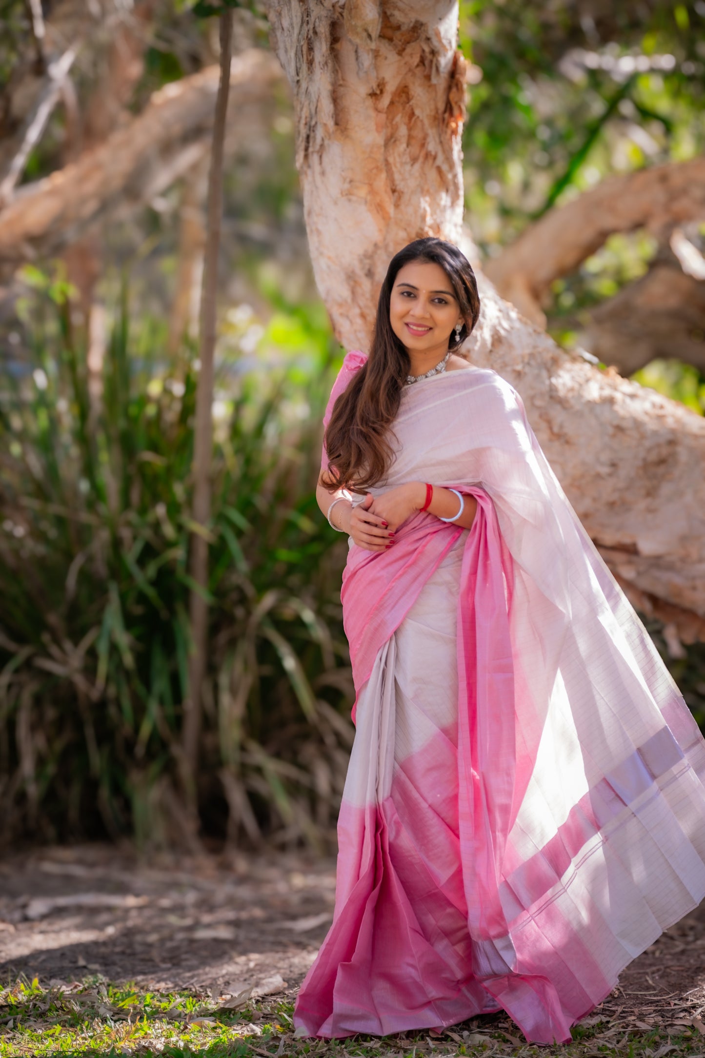 Southloom Tie and Dye Multi Colour Pink Colour Rose Tissue Kasavu Saree (Lines Body)