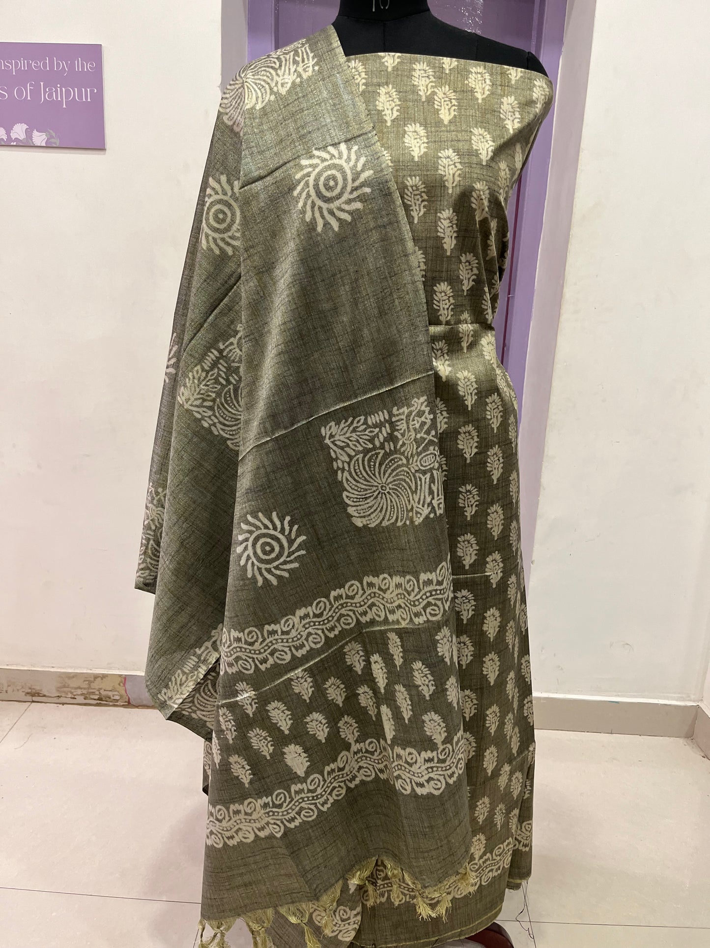 Southloom™ Semi Cotton Churidar Salwar Suit Material in Gray Floral Prints