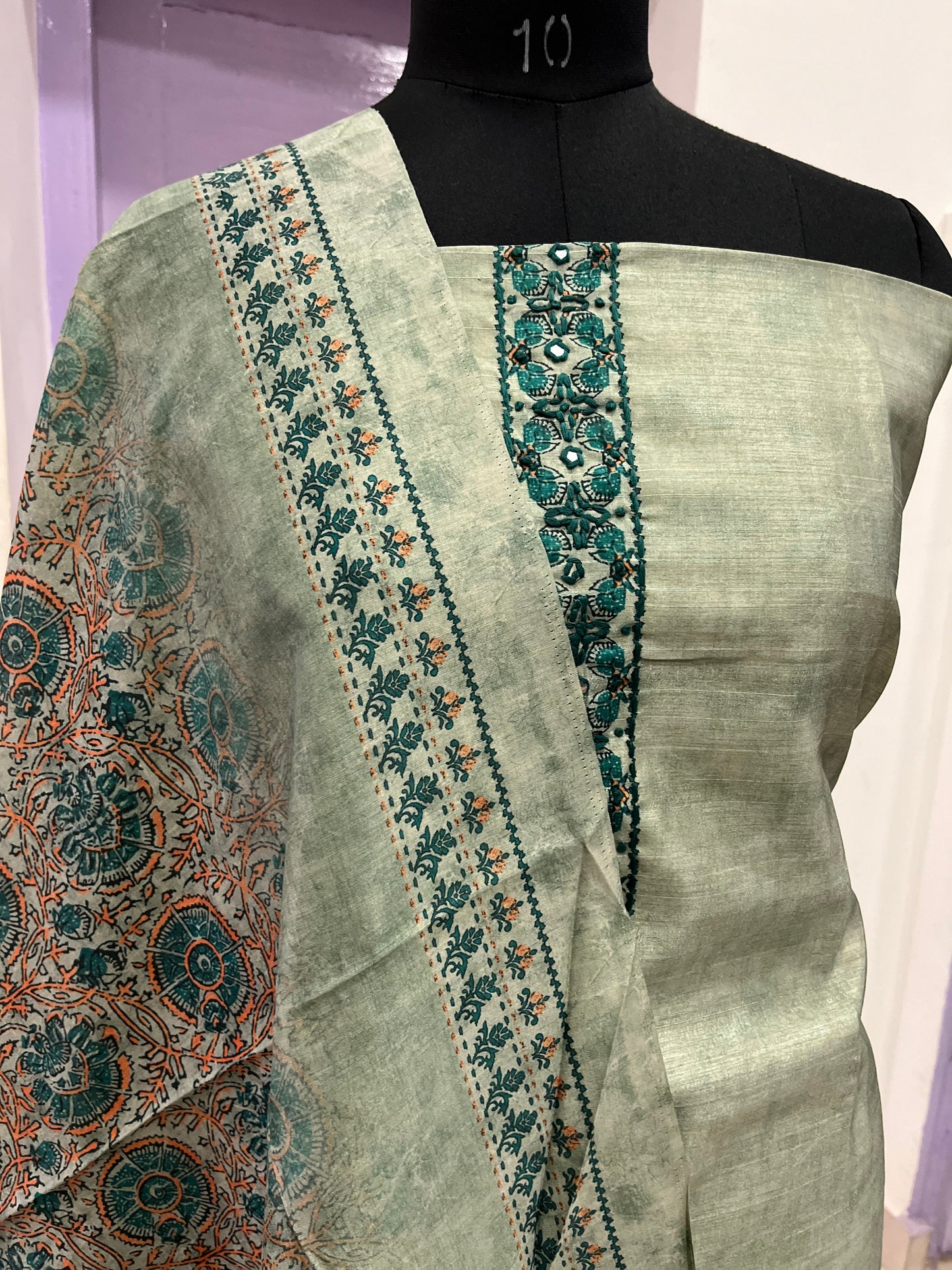 Southloom™ Semi Tussar Green Churidar Salwar Suit Material with Floral Thread Work