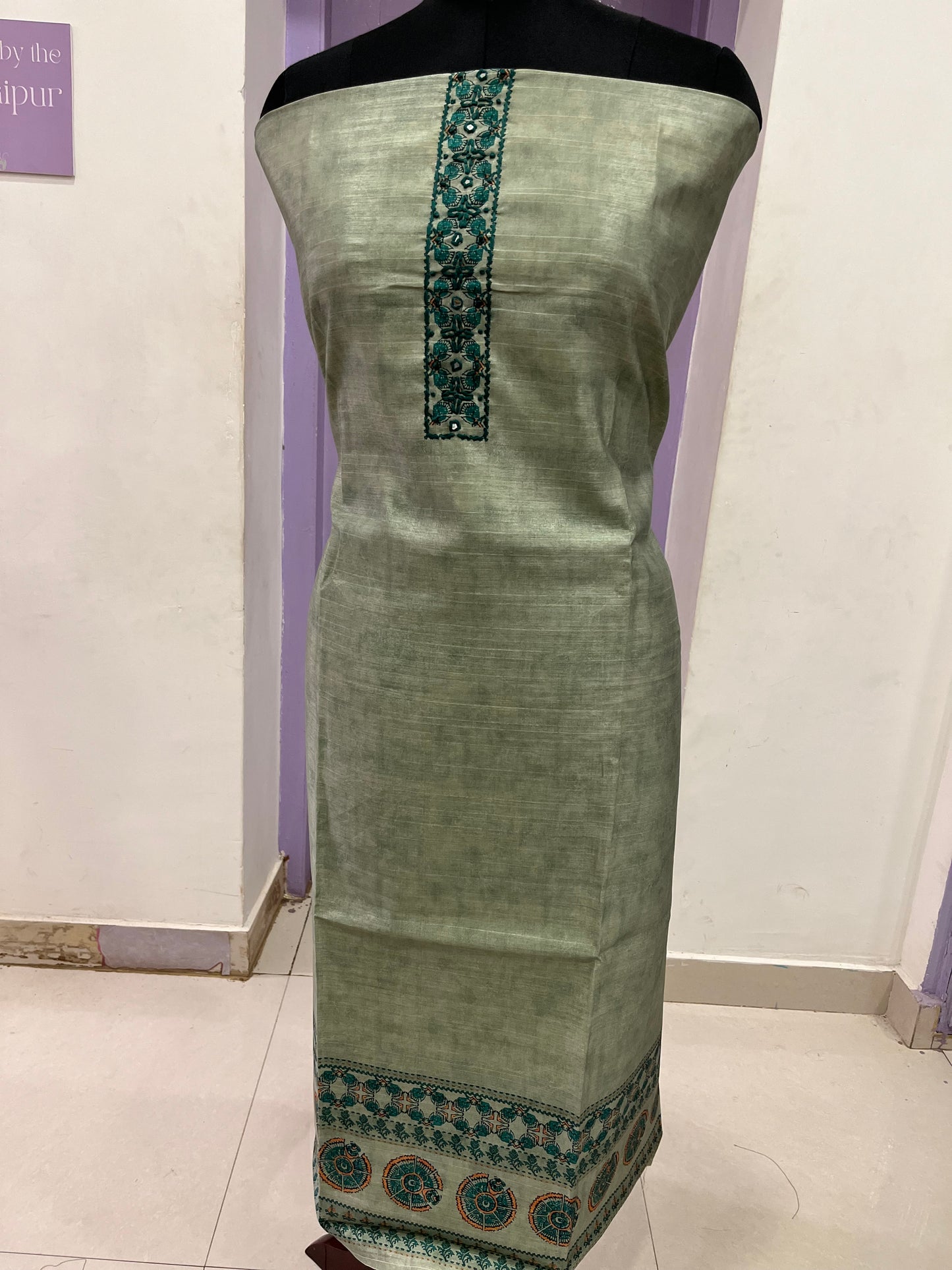 Southloom™ Semi Tussar Green Churidar Salwar Suit Material with Floral Thread Work