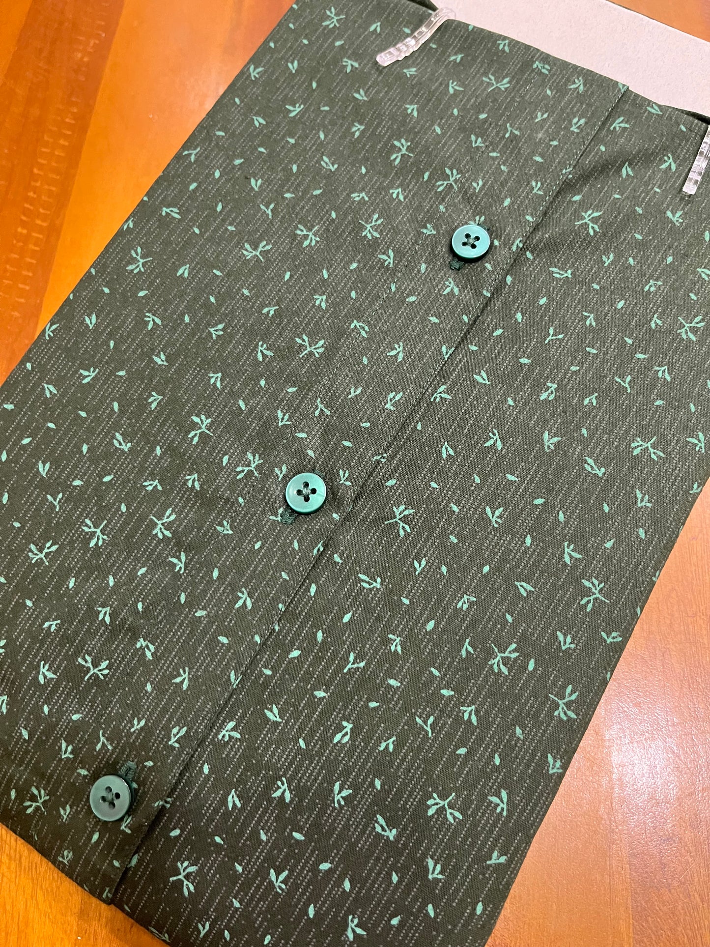 Pure Cotton Dark Green Printed Shirt (38 HS)