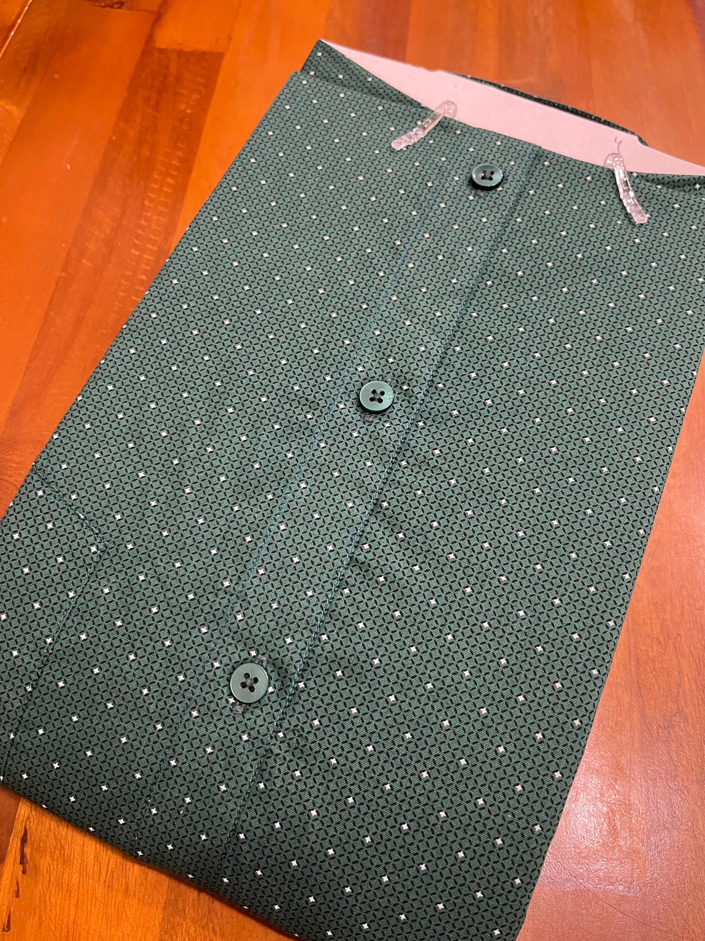 Pure Cotton Green Printed Shirt (44 HS)