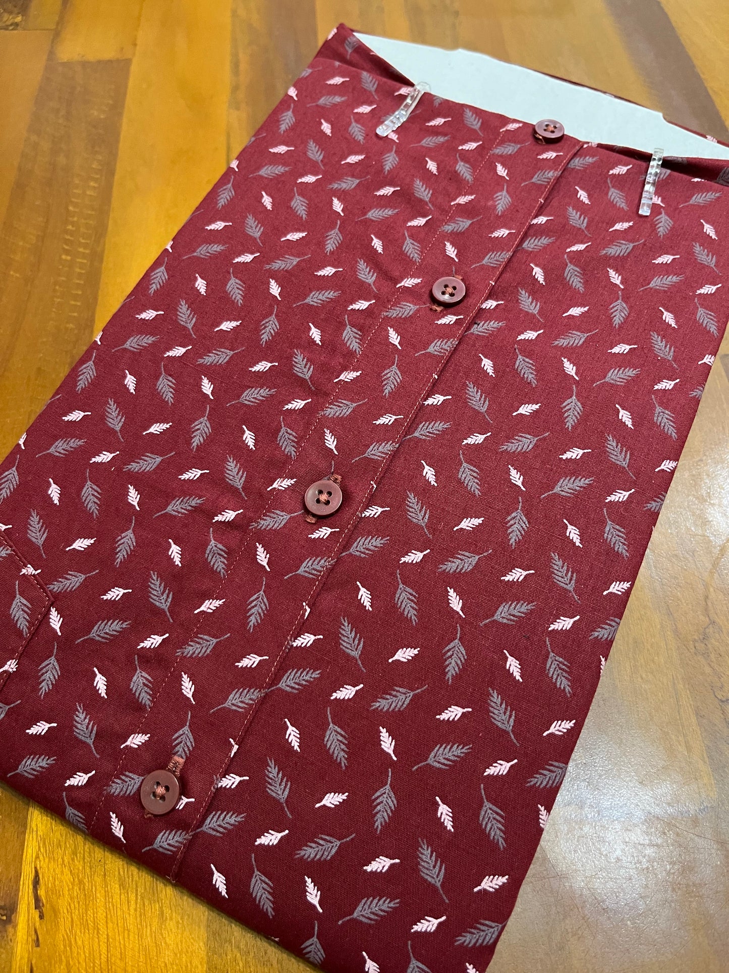 Pure Cotton Maroon Printed Shirt (36 HS)