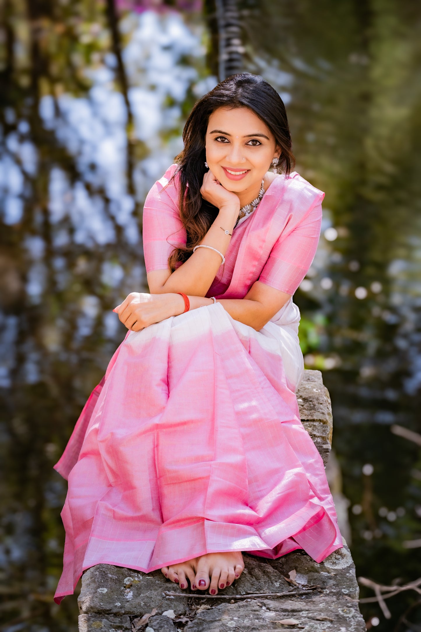 Southloom Tie and Dye Multi Colour Pink Colour Rose Tissue Kasavu Saree (Lines Body)