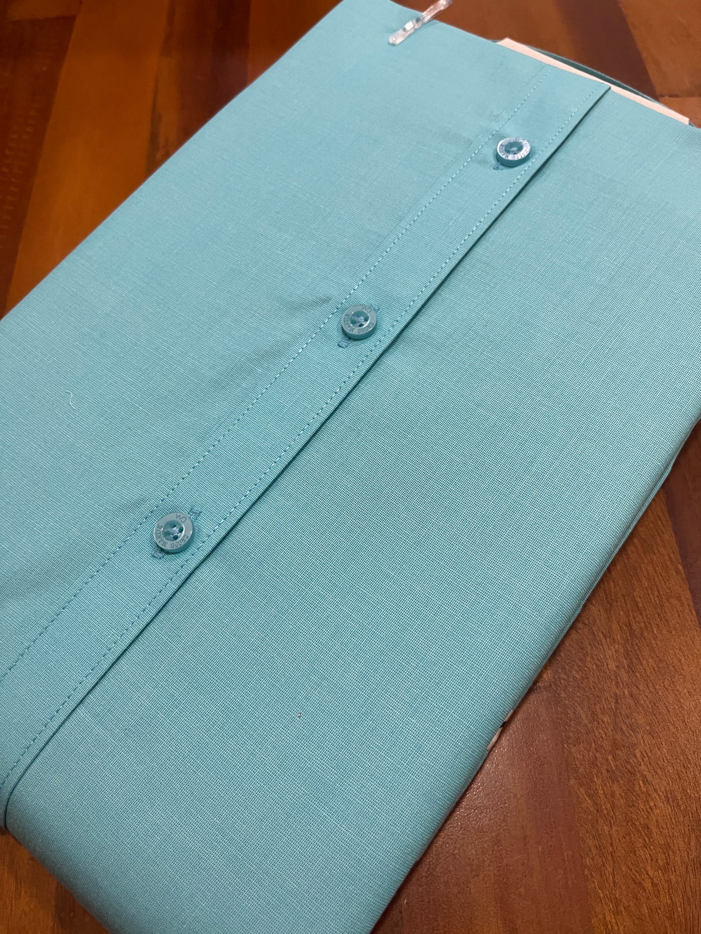 Pure Cotton Turquoise Solid Shirt (38 HS)