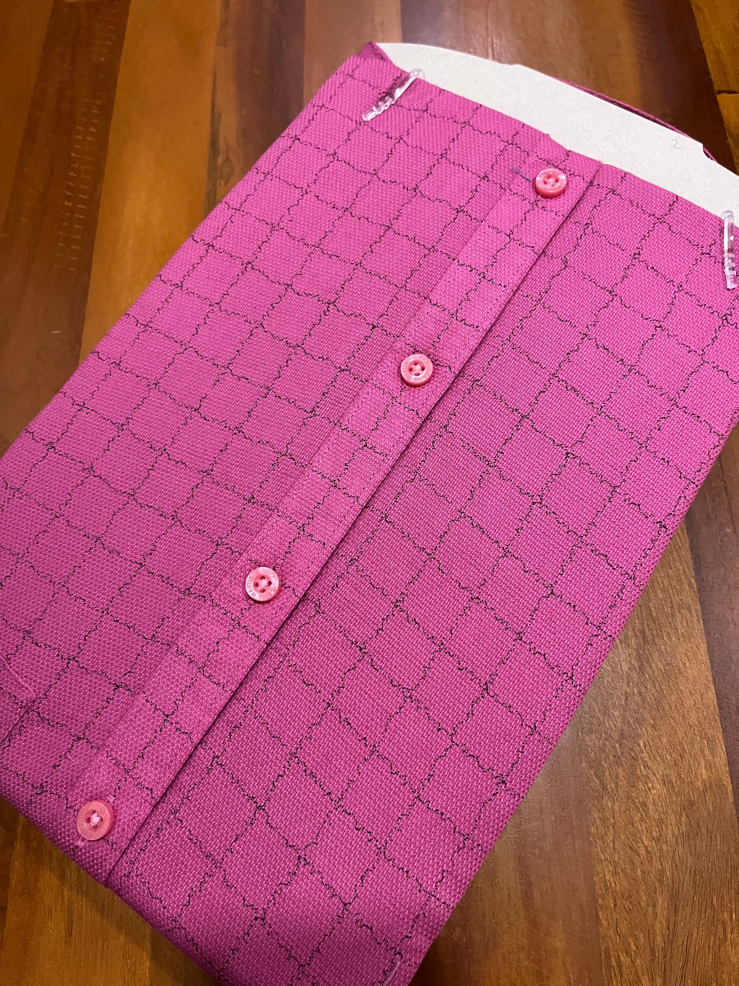 Pure Cotton Magenta Check Prints Shirt (40 HS)