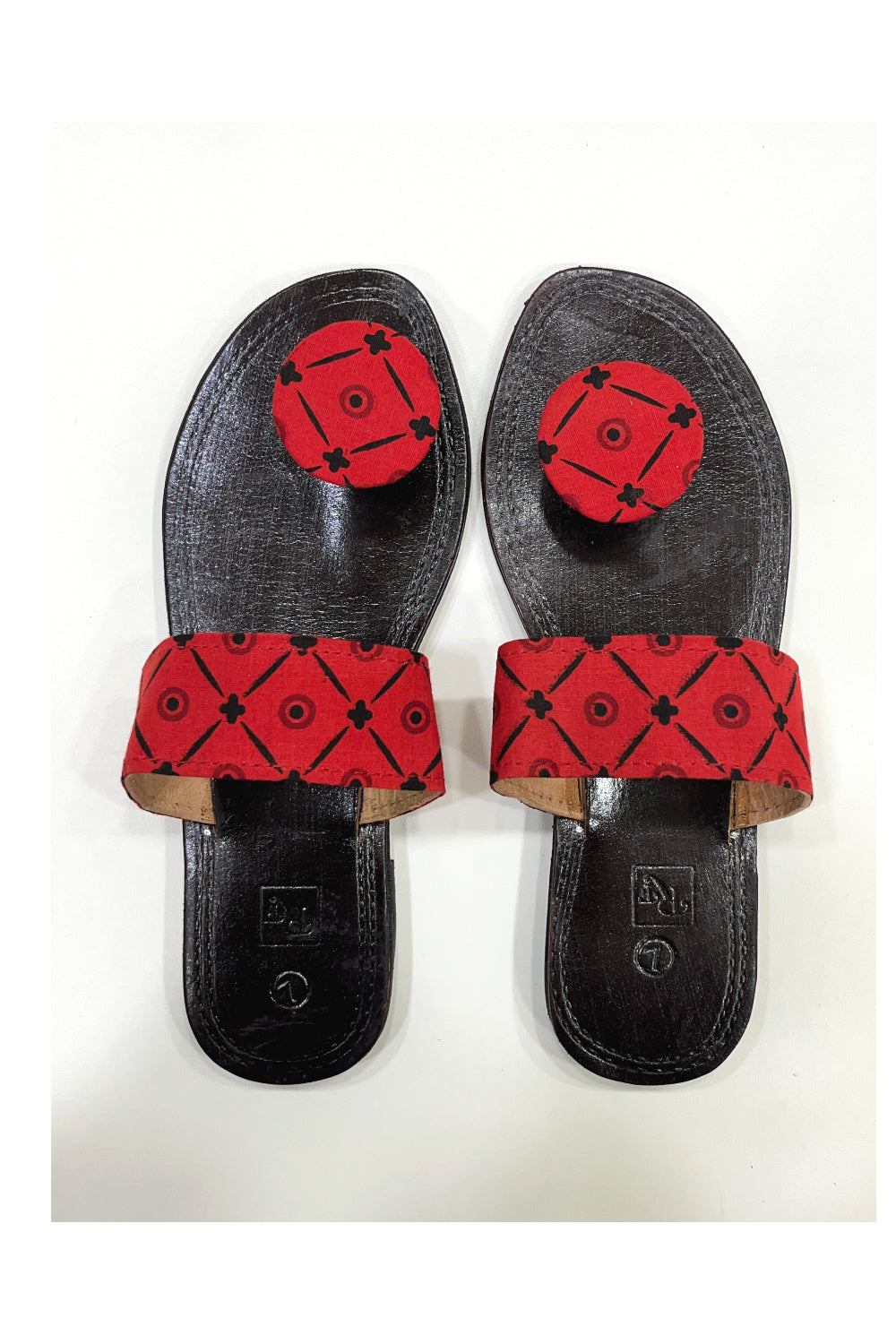 Southloom Jaipur Handmade Black With Red Kolhapuri Open Toe Sandals