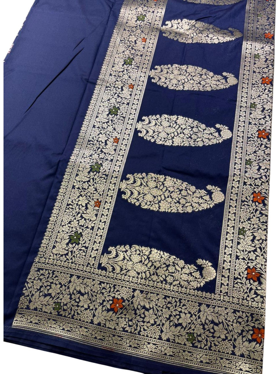 Southloom Pure Banarasi Silk Saree with Woven Work on Body and Borders (Blue)