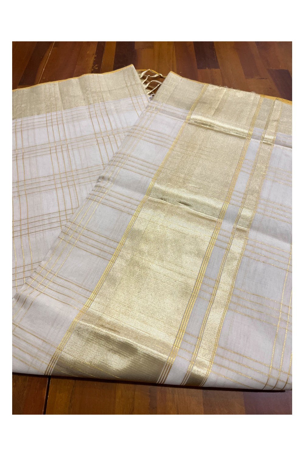 Southloom Super Premium Balaramapuram Unakkupaavu Handloom Kasavu Check Design Saree