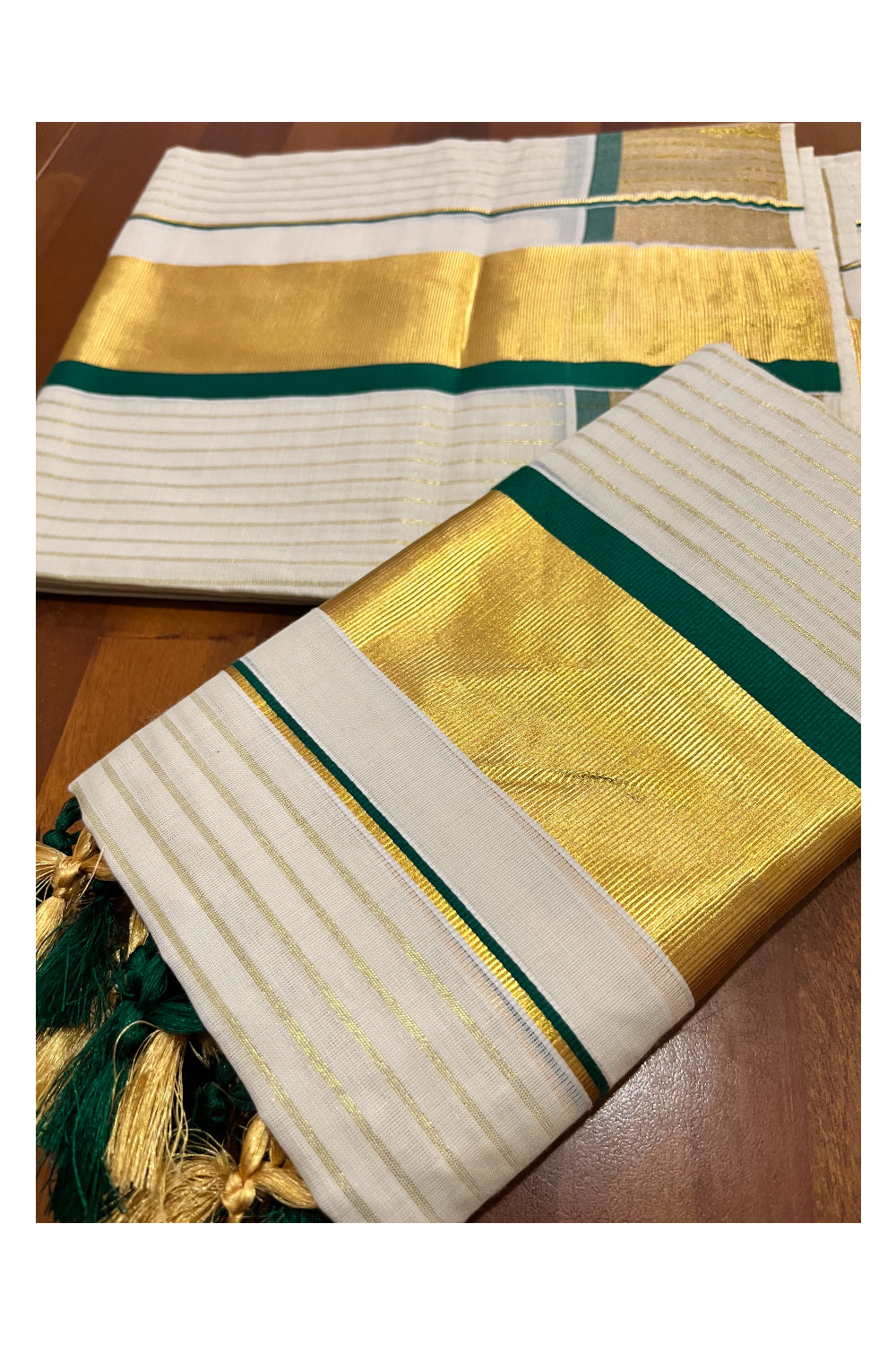 Pure Cotton Kerala Set Mundu with Kasavu Lines on Body Green Border and Tassels Designs 2.80 Mtrs