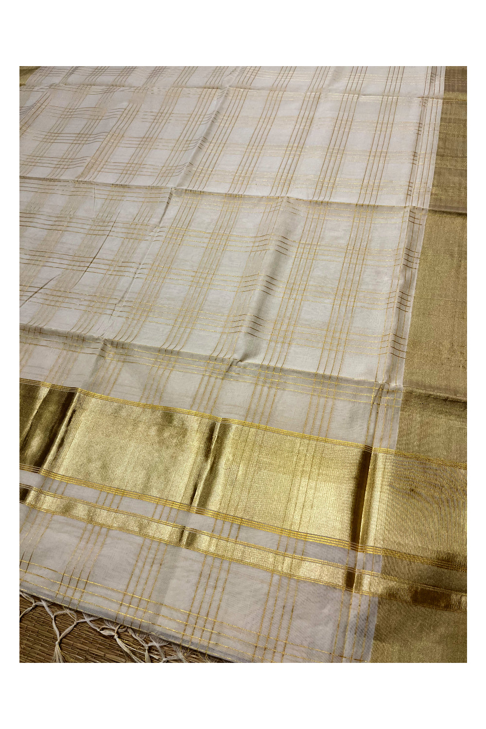 Southloom Super Premium Balaramapuram Unakkupaavu Handloom Kasavu Check Design Saree