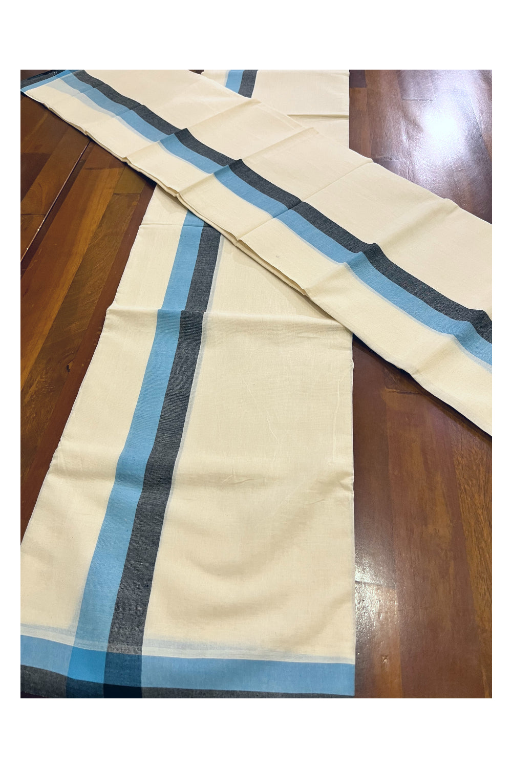 Kerala Cotton Mulloth Mundum Neriyathum Single (Set Mundu) with Blue Black Border (Extra Soft Cotton) 2.80 Mtrs