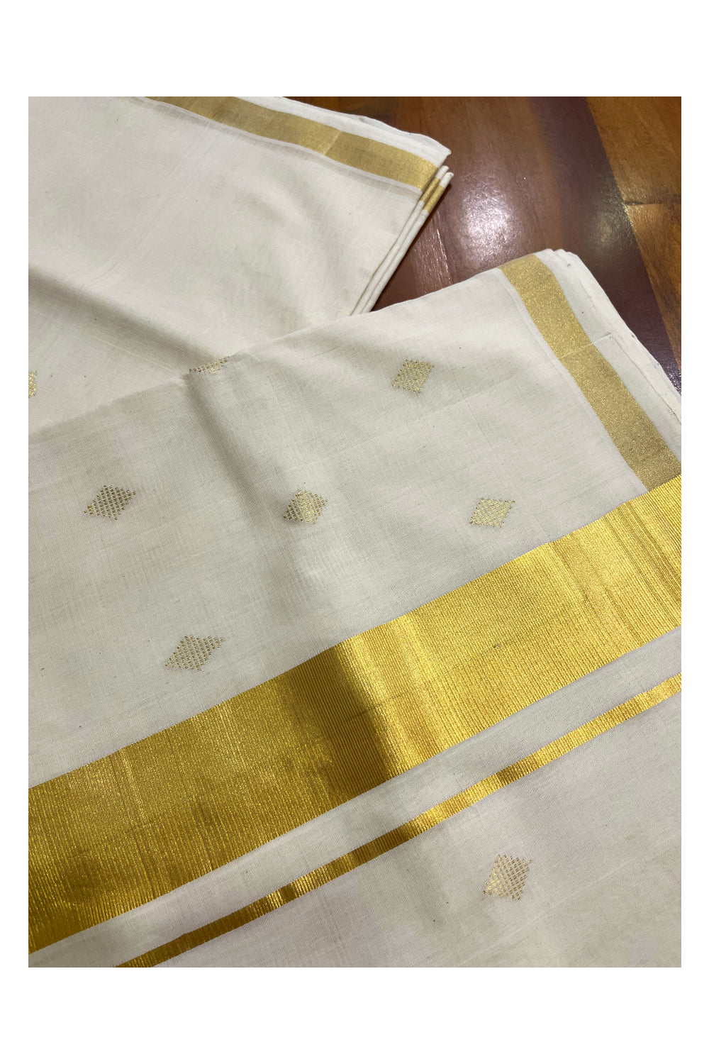 Southloom Balaramapuram Unakkupaavu Super Premium Handloom Cotton Saree with Golden Butta Works