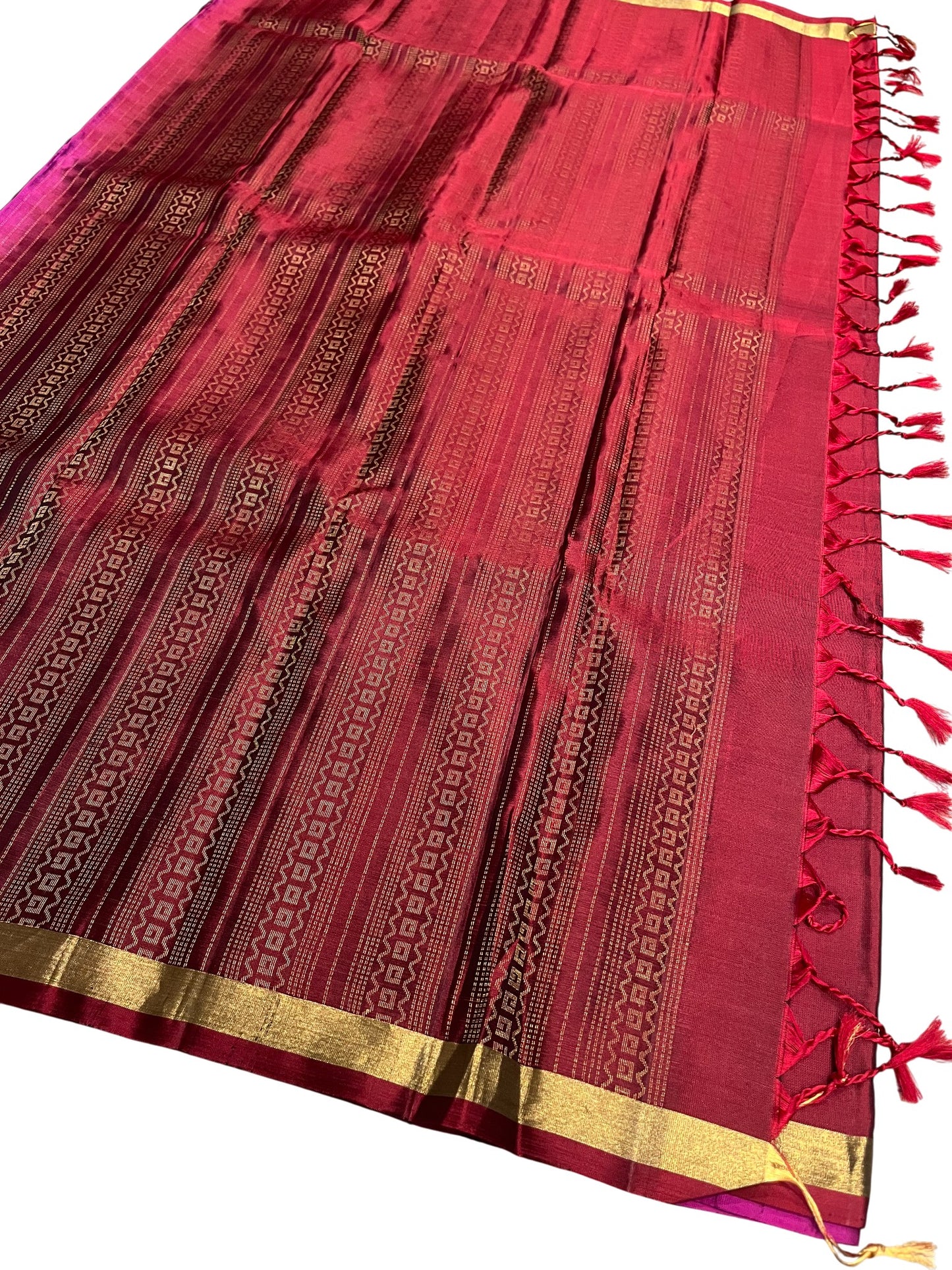 Southloom Pure Handloom Kanchipuram Silk Saree with Korvai Work (Magenta & Maroon)