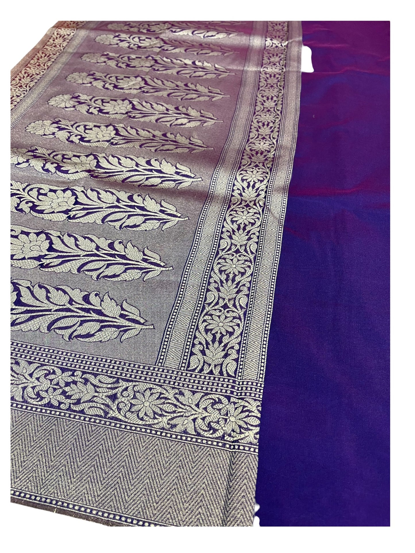 Southloom  Banarasi Silk Saree with Woven Work on Body and Borders
