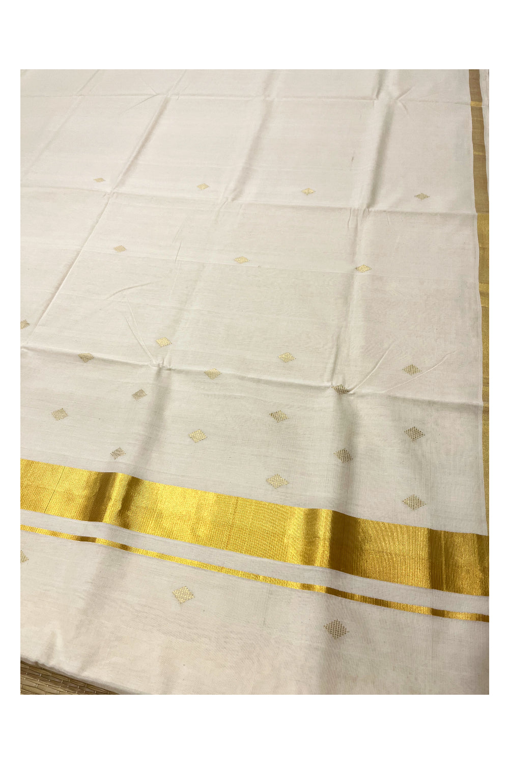 Southloom Balaramapuram Unakkupaavu Super Premium Handloom Cotton Saree with Golden Butta Works