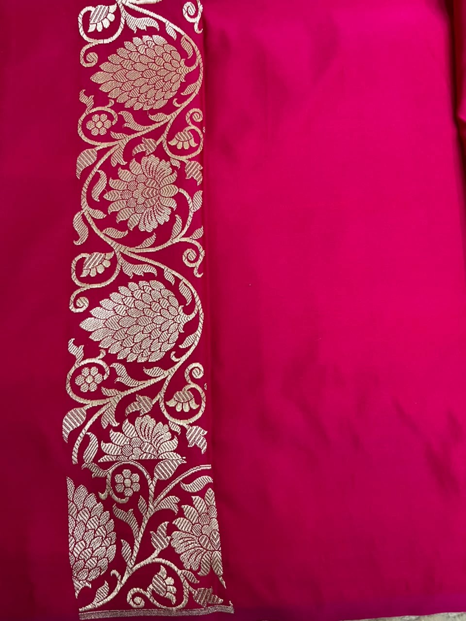 Southloom Satin Banarasi Silk Saree with Woven Work on Body And Borders In Red