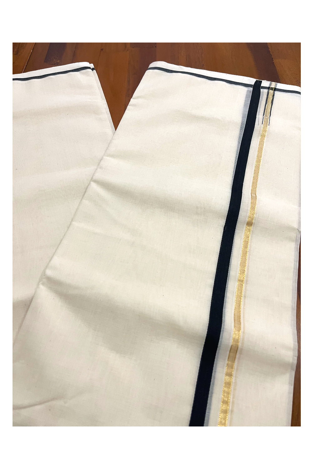 Southloom Premium Handloom Pure Cotton Mundu with Black Puliyilakkara Kasavu Border (South Indian Kerala Dhoti)