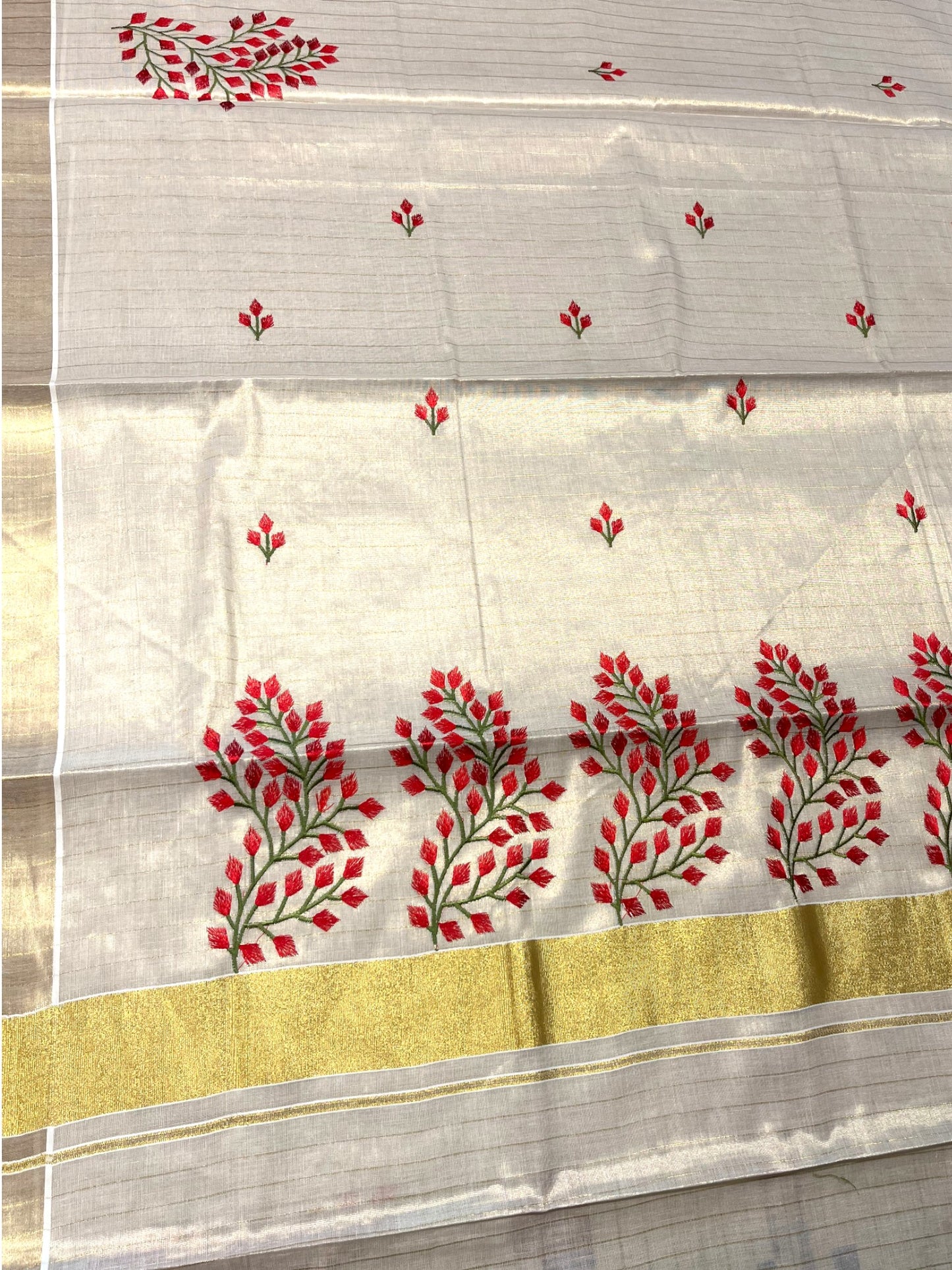 Southloom Tissue Kerala Kasavu Stripes Saree with Floral Embroidery Design