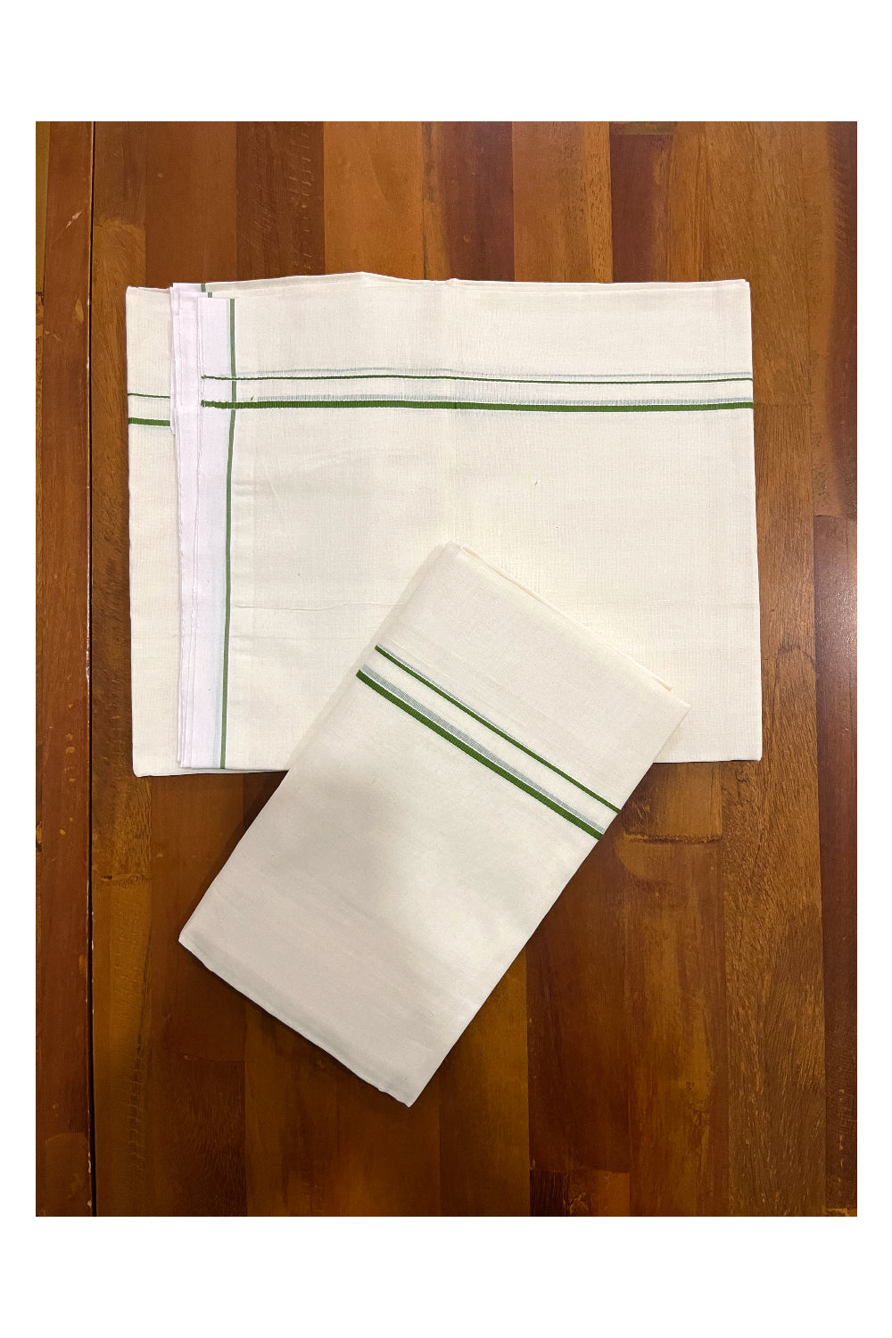 Kerala Cotton Mundum Neriyathum Single (Set Mundu) with Green Eerkkil Kara (Onam Set Mundu 2023)