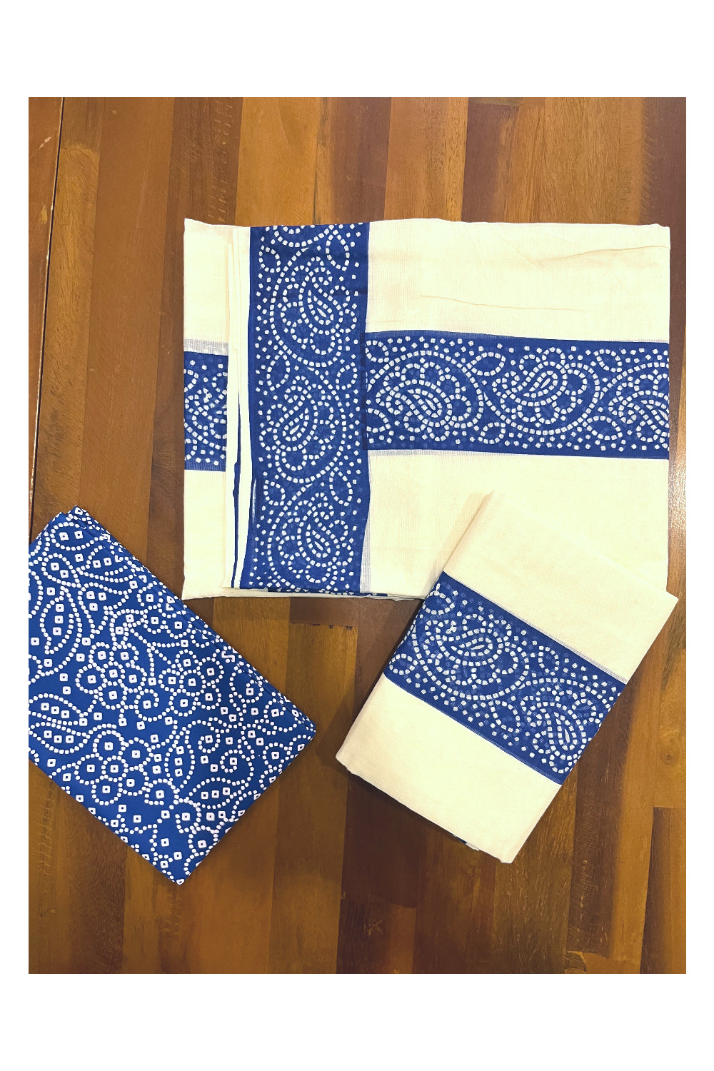 Kerala Cotton Set Mundu (Mundum Neriyathum) with Blue Block Prints and Seperate Blouse Piece (Onam Set Mundu 2023)