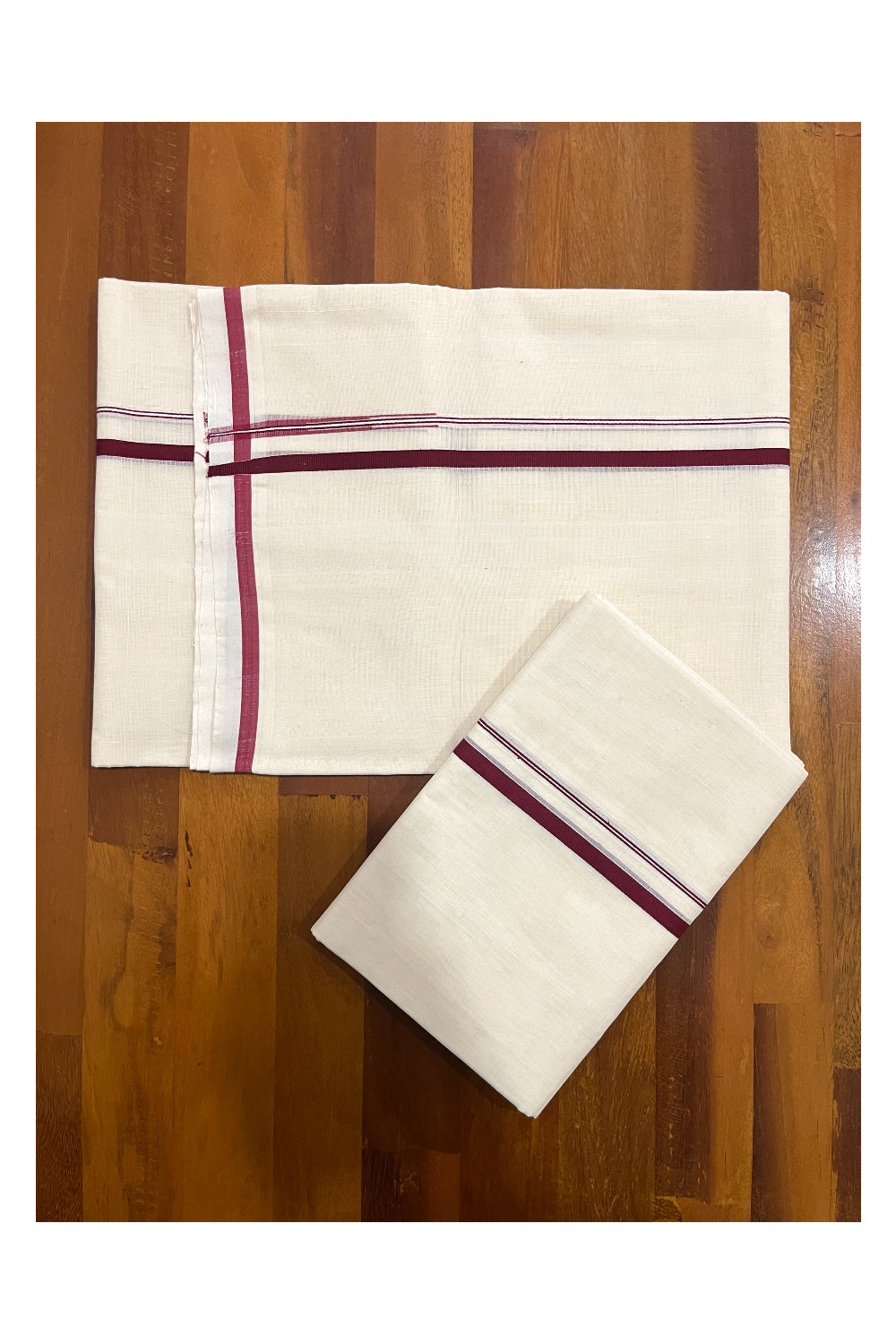 Southloom Premium Handloom Single Set Mundu (Mundum Neriyathum) with Maroon Puliyilakkara Chutti Border