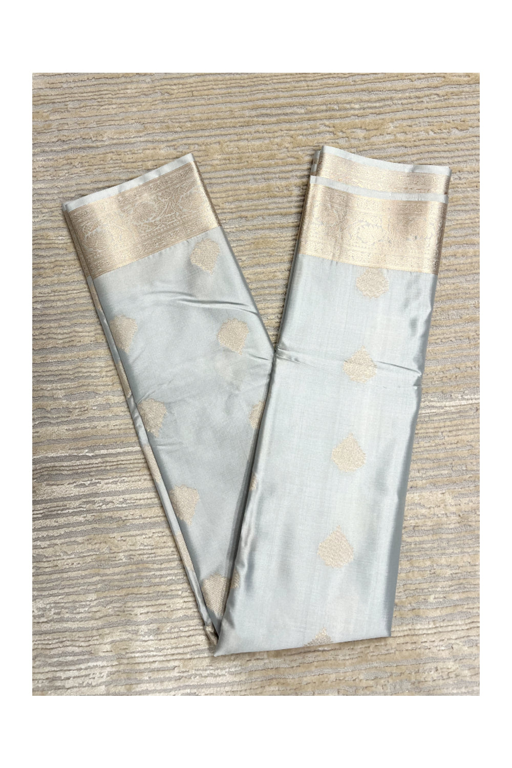 Southloom Semi Silk Saree In Grey With Woven Zari Borders And Butta Work Across Body