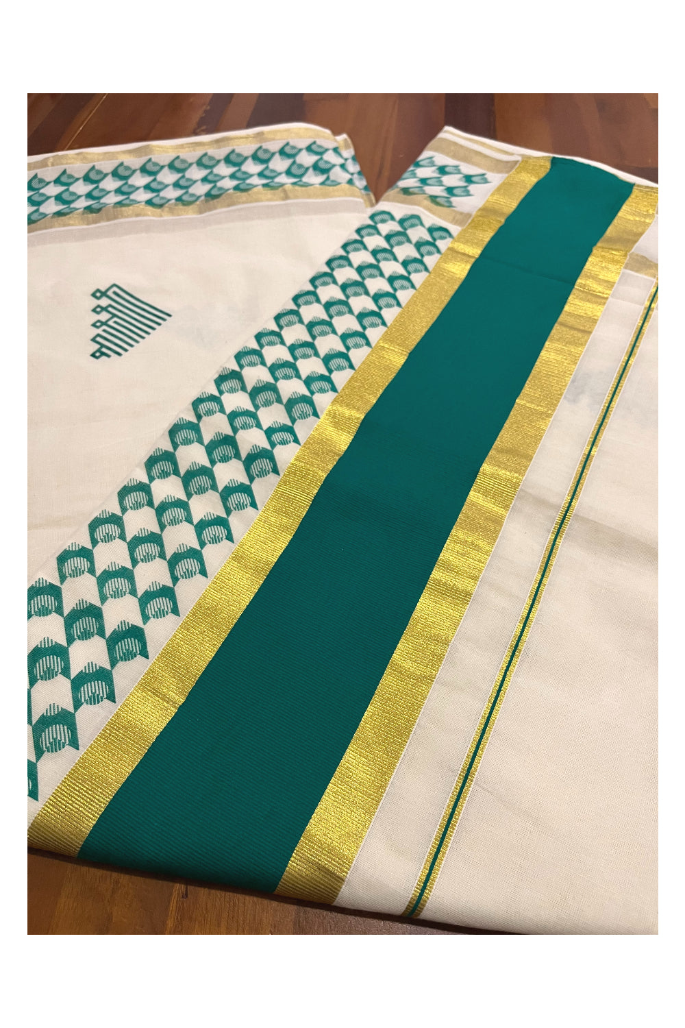 Pure Cotton Kerala Saree with Green Block Printed Kasavu Border