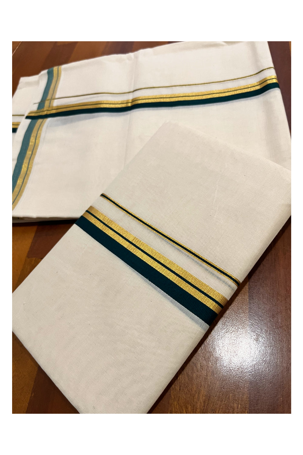 Kerala Pure Cotton Set Mundu Single (Mundum Neriyathum) with Dark Green and Kasavu Border