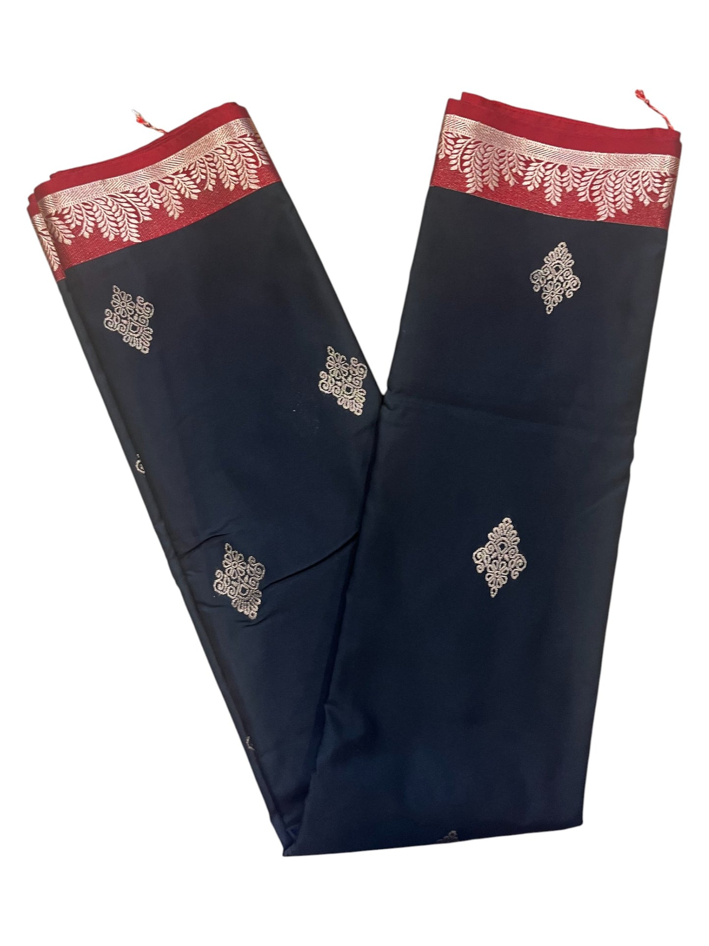 Southloom Banarasi Semi Silk Saree with Woven Work on Body(Black)