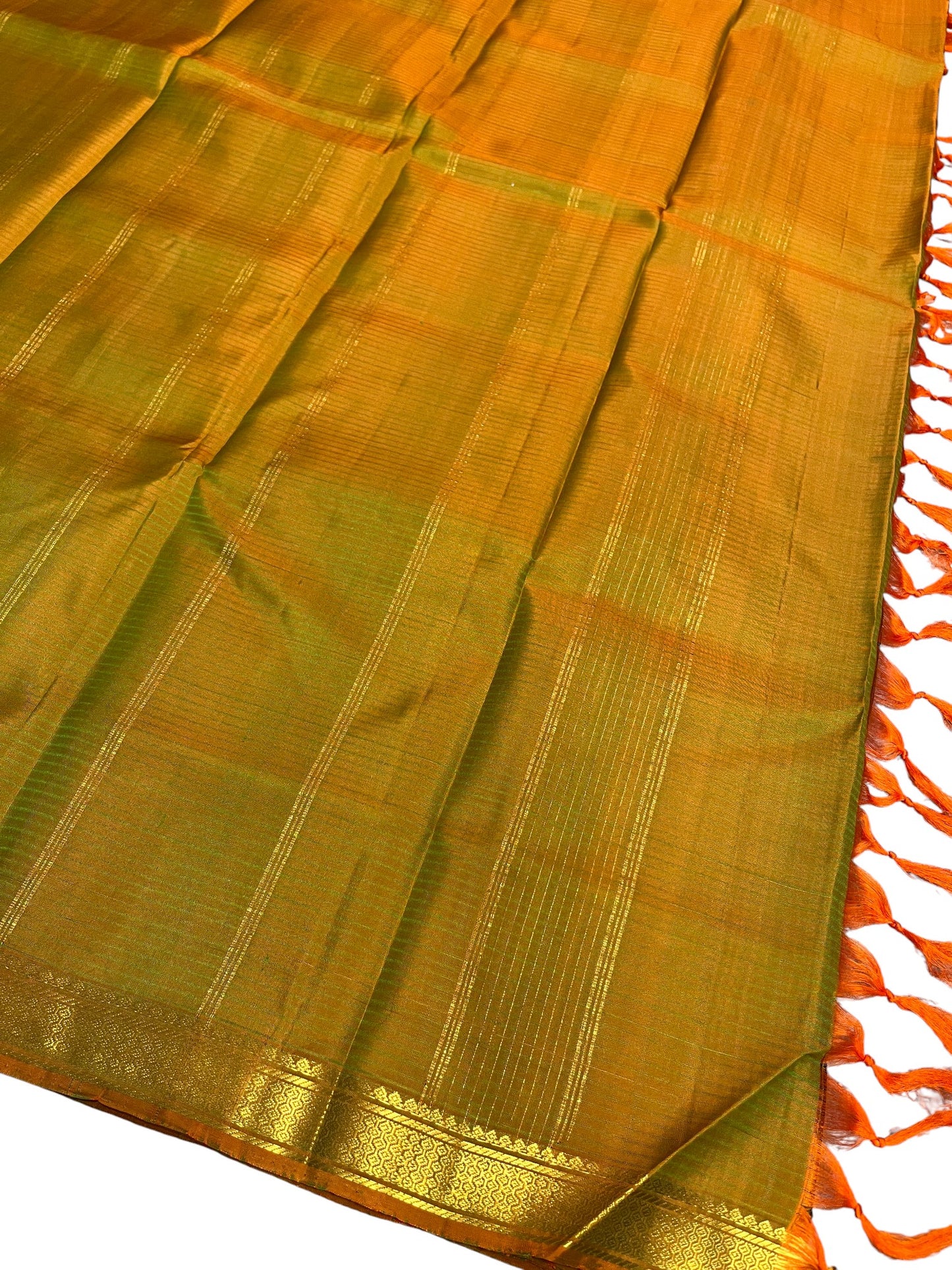 Southloom Pure Handloom Bridal Kanchipuram Silk Saree with Korvai Work (Green)