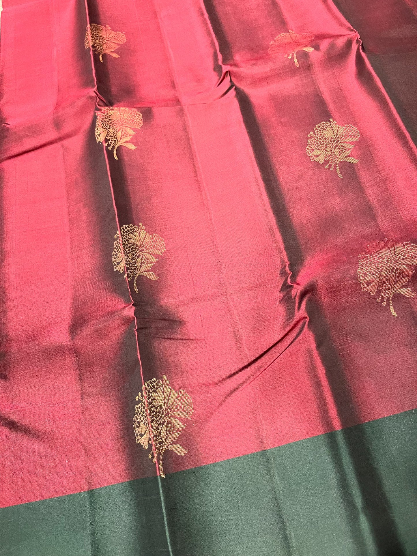 Southloom Pure Handloom Kanchipuram Silk Saree with Butta Work (Maroon & Green)
