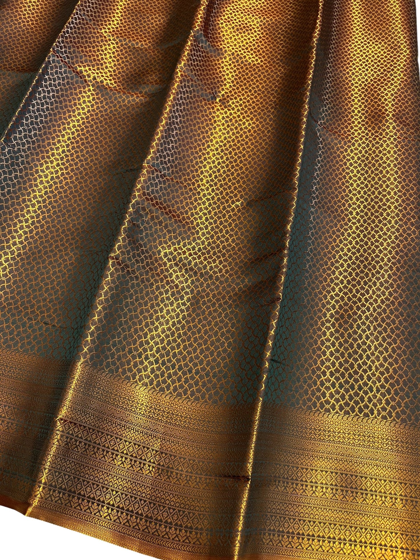 Southloom Brocade Silk Bridal Saree WIth Woven Borders And Blouse Piece