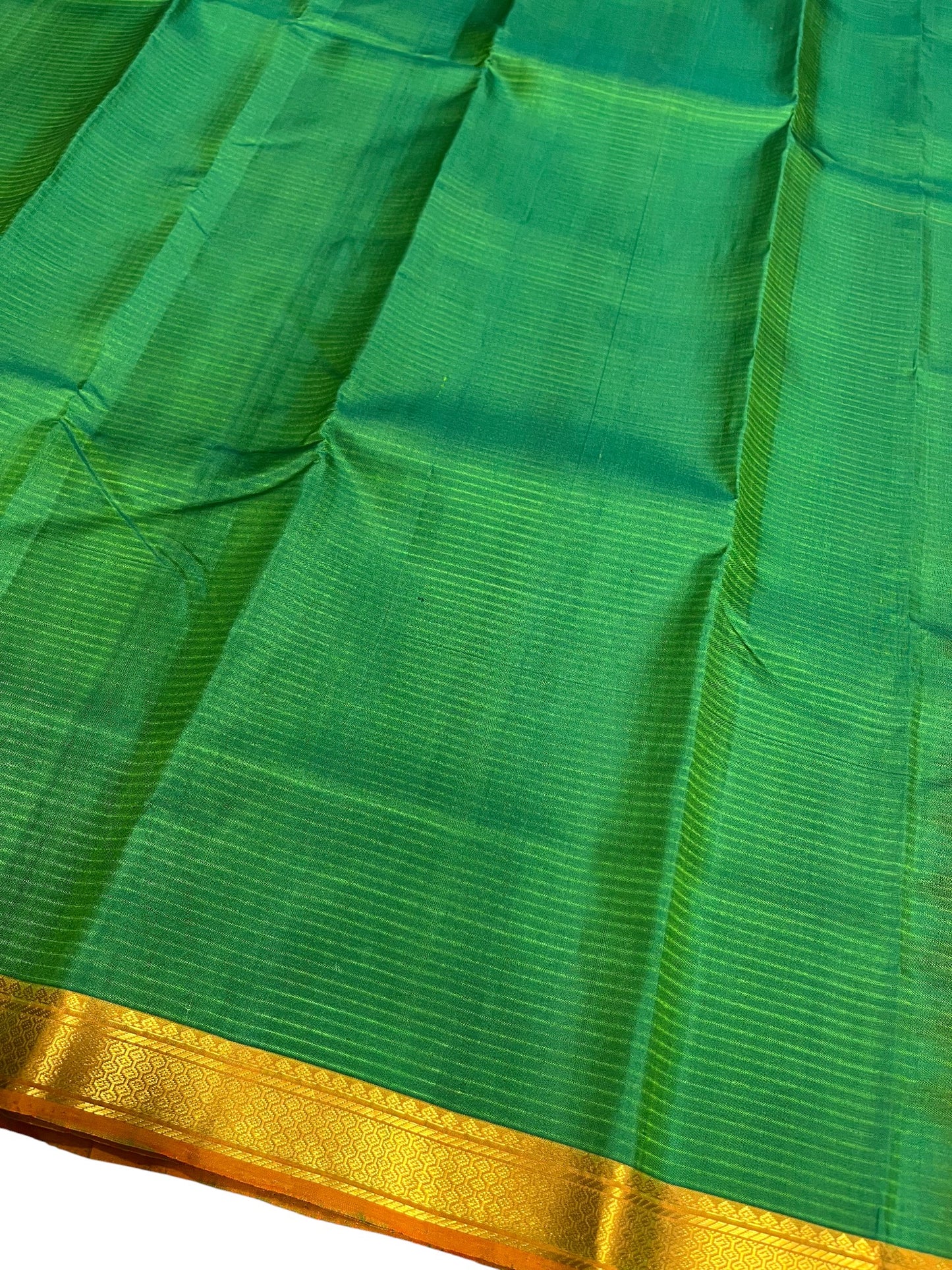 Southloom Pure Handloom Bridal Kanchipuram Silk Saree with Korvai Work (Green)