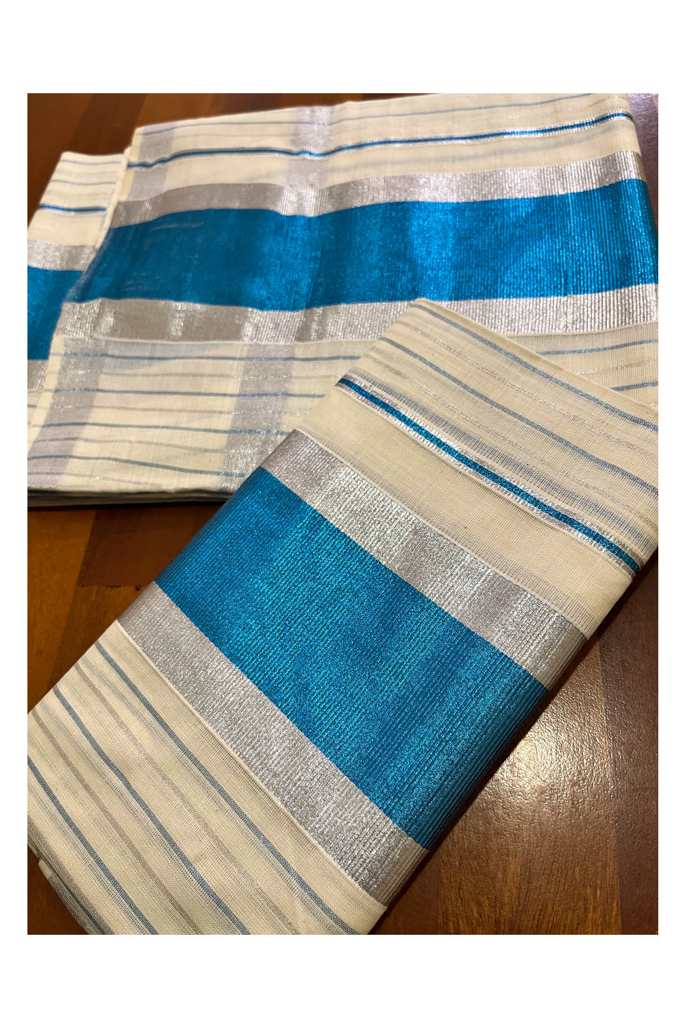 Kerala Cotton Set Mundu Single (Mundum Neriyathum) with Silver and Blue Kasavu Lines Across Body 2.80 Mtrs