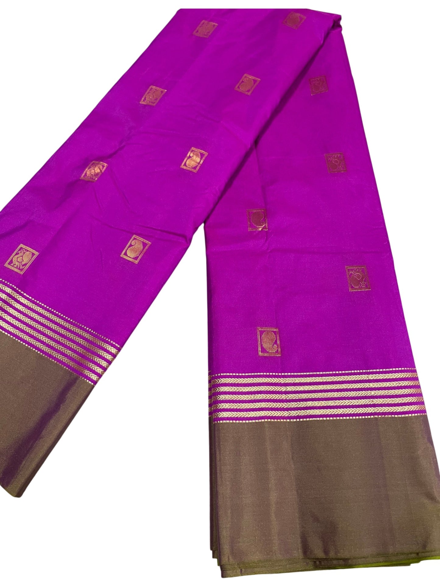 Southloom Semi Silk Saree With Butta Work Across Body in Magenta And Olive Green