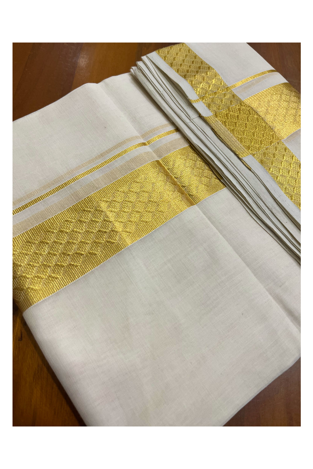 Southloom Premium Balaramapuram Unakkupaavu Handloom Mundu with Kasavu Design Border (South Indian Kerala Dhoti)